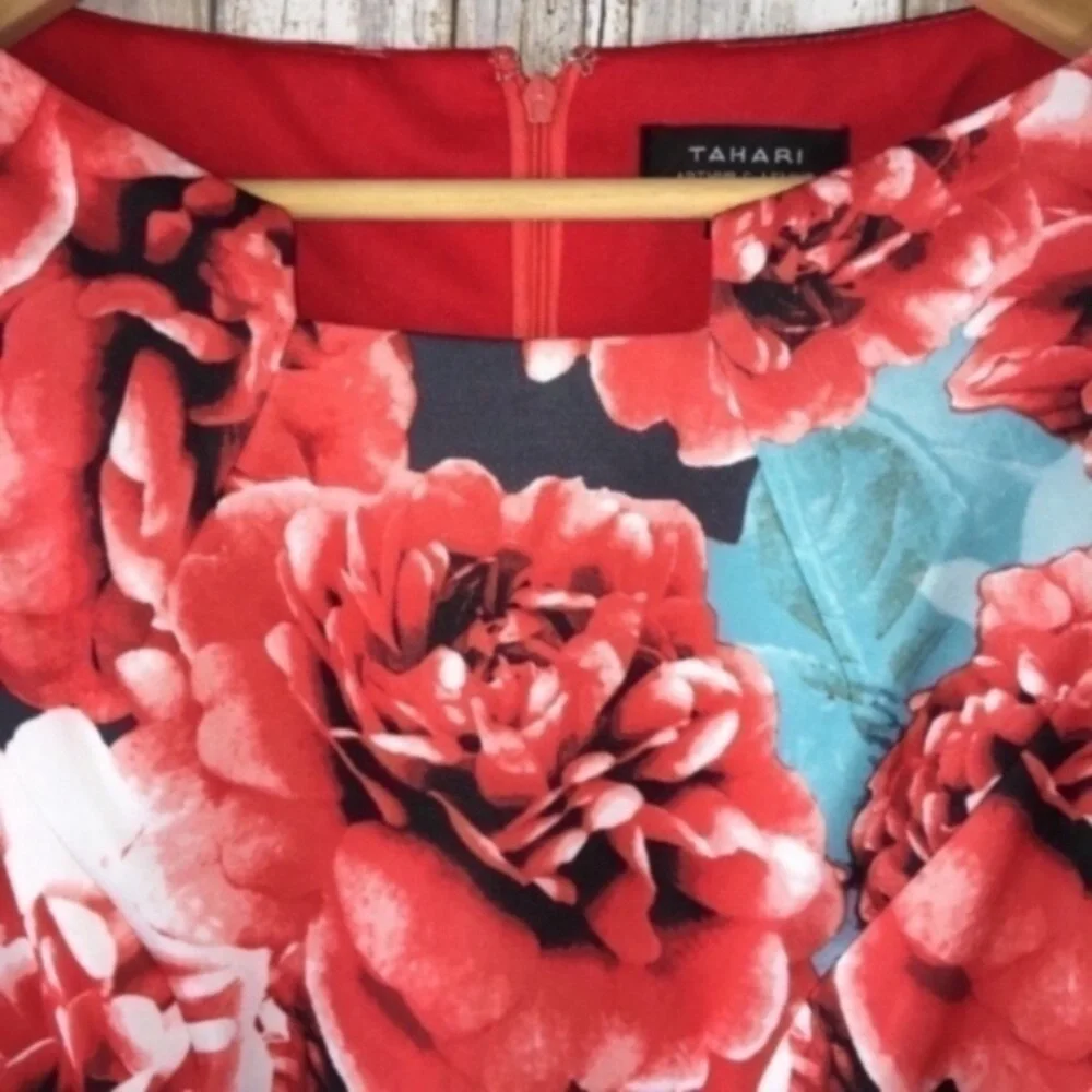 Tahari Floral Fitted Dress - Picture 3 of 6